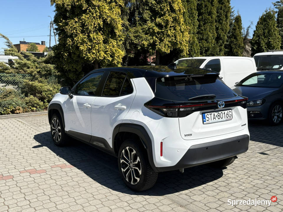 Toyota Yaris Cross Rezerwacja nieuszkodzony Tarnowskie Góry sprzedam