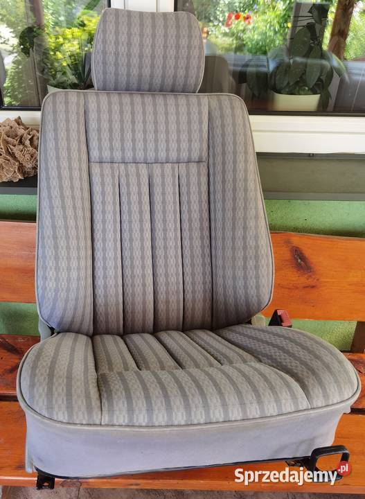 Fotele kanapa siedzenia W124 Mercedes welur Motoryzacja Zamość sprzedam