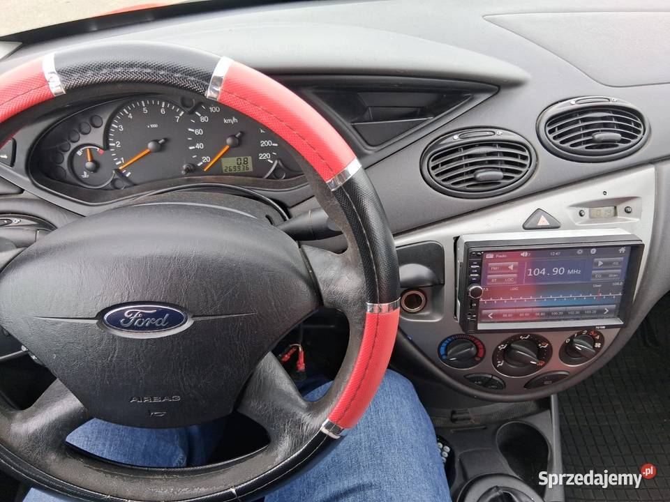 Ford Focus 2004rBęzynaklima sprawna nowe opony Strzelin