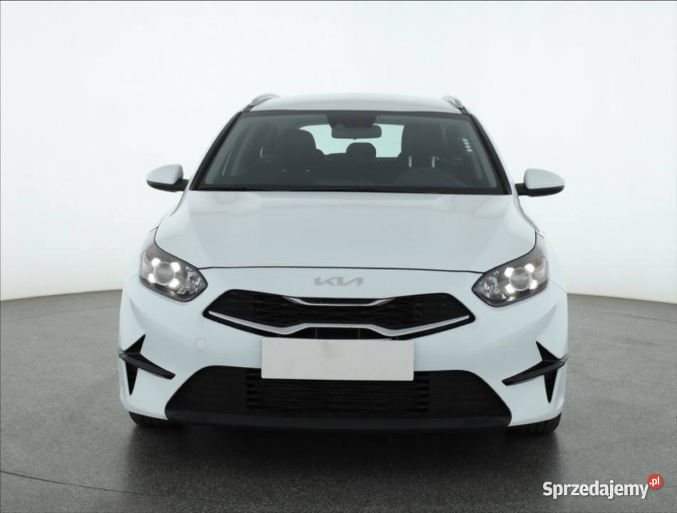 Kia Ceed 10 TGDI Rok produkcji 2022 Cee'd Zabrze