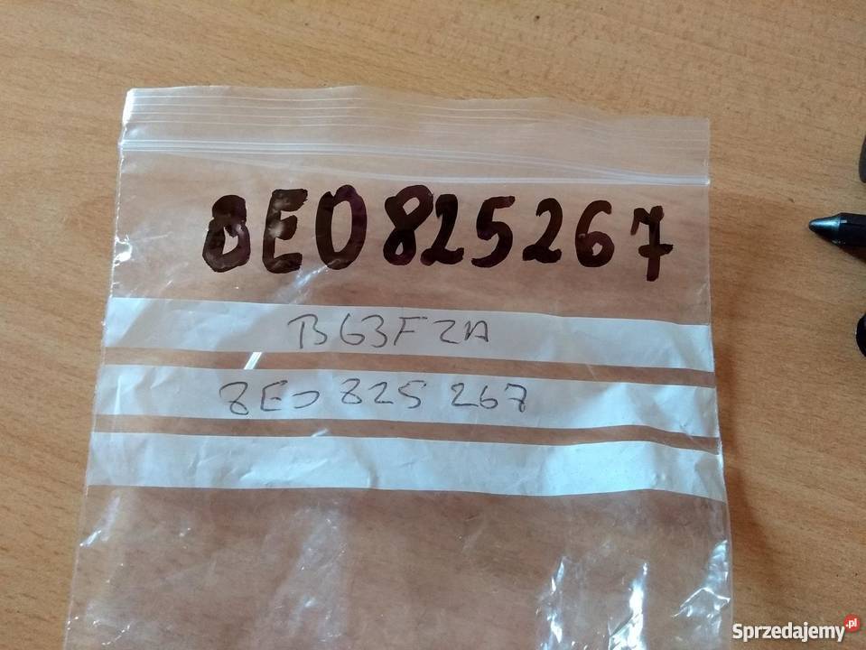 AUDI A4 A5 A6 Q5 TT VW SEAT kołek rozporowy osobowe Pilzno