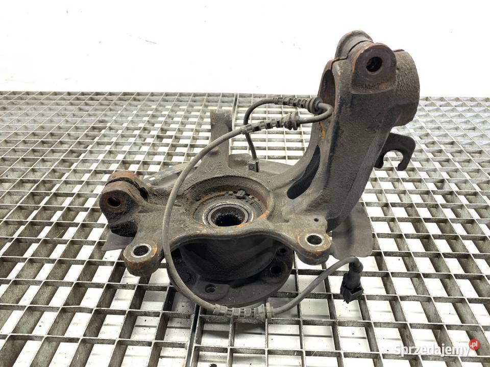 ZWROTNICA LEWY PRZÓD RENAULT MEGANE IV 15 90