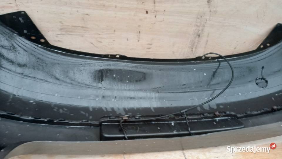 VW GOLF V HB ZDERZAK TYŁ LA7T Zbierkowo sprzedam