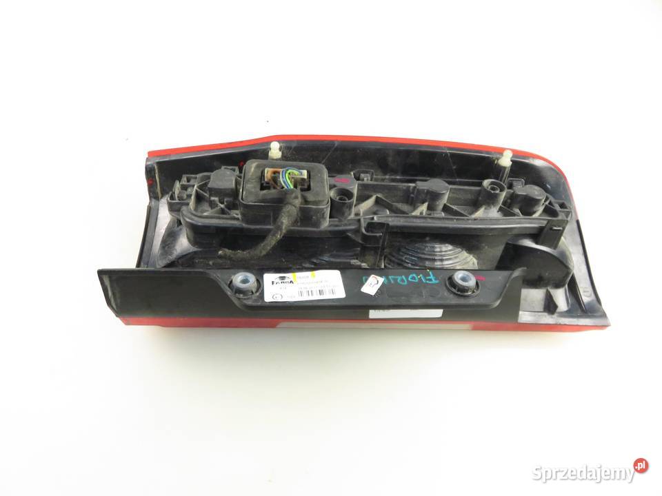 LAMPA PRAWA TYLNA CITROEN NEMO 13202F