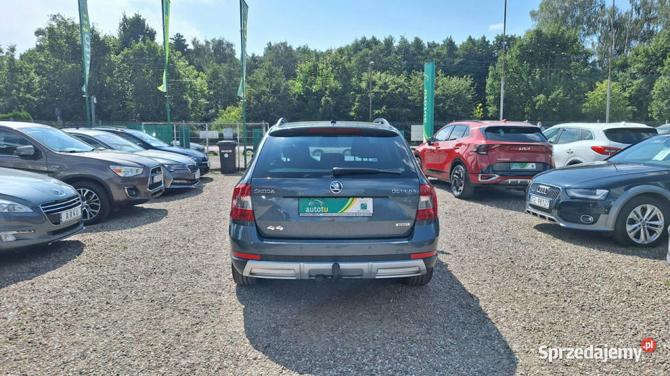 koda Octavia Skout 20 180 4x4 DSG III 2013 światła przeciwmgielne sprzedam