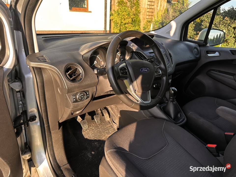 Ford Transit Courier 15 TDCi Lublin