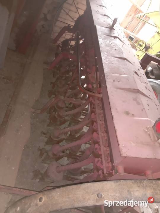 Siewnik Zbożowy Konny 26 lejek Zawieszany Gościeradów Ukazowy