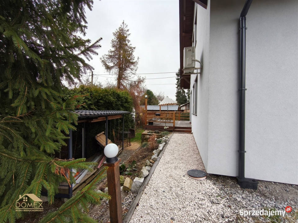 Dom wolnostojący na sprzedaż BielskoBiała 165m2 wolnostojący Bielsko-Biała