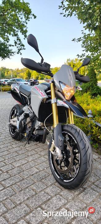 Motocykl Aprilia Dorsoduro 750 Supermoto