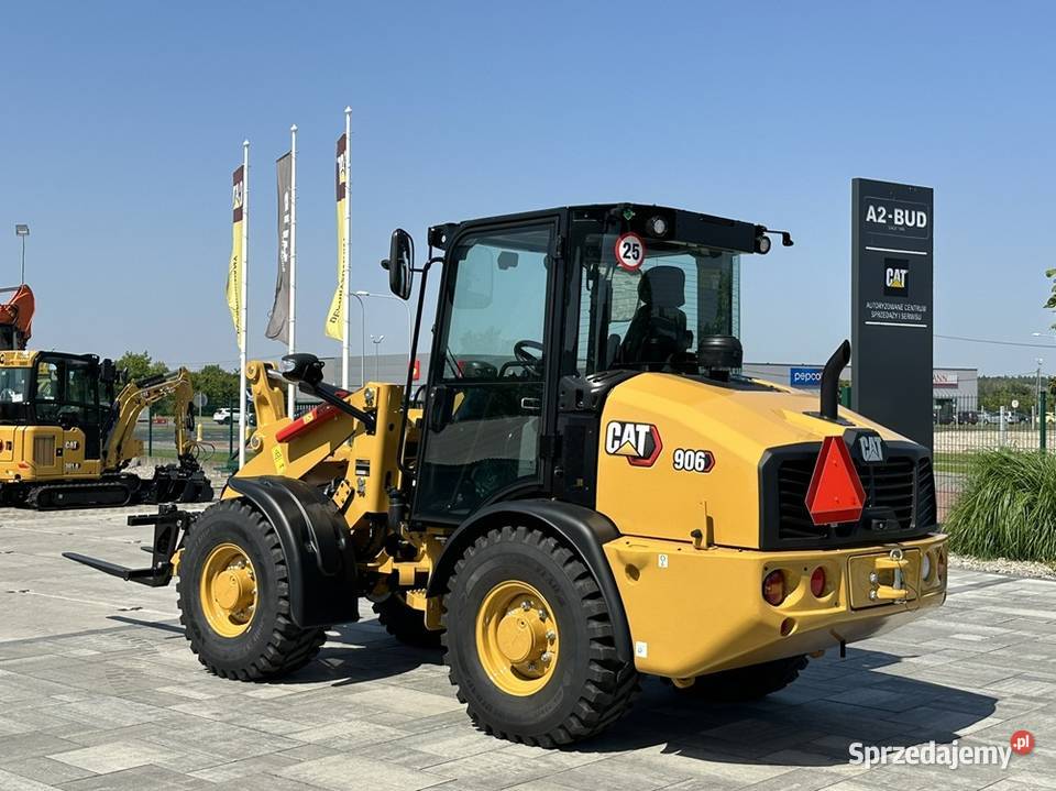 ŁADOWARKA KOŁOWA MARKI CATERPILLAR 906 Tuliszków