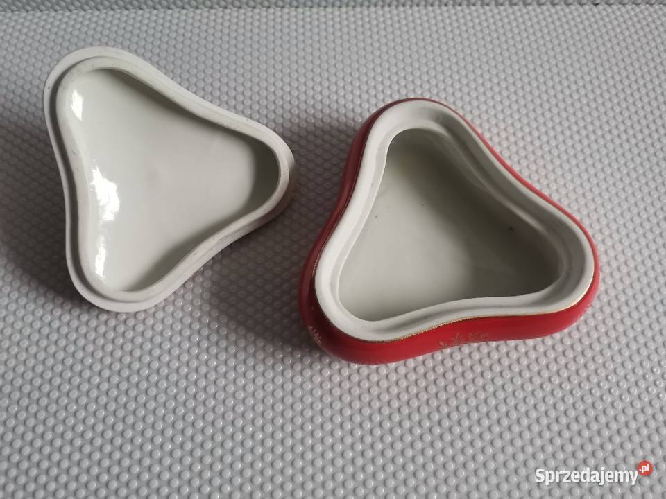 Stara unikatowa bomboniera puzderko porcelana Katowice