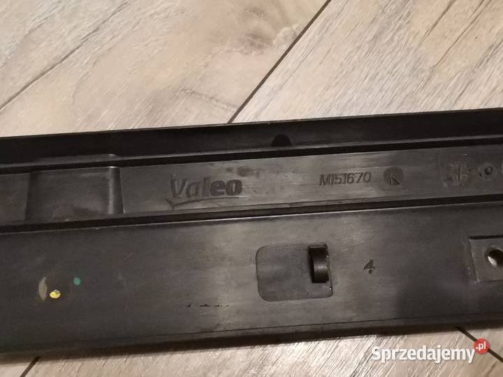 BMW F20 F30 F32 GÓRNA RAMKA MOCOWANIE OBUDOWA
