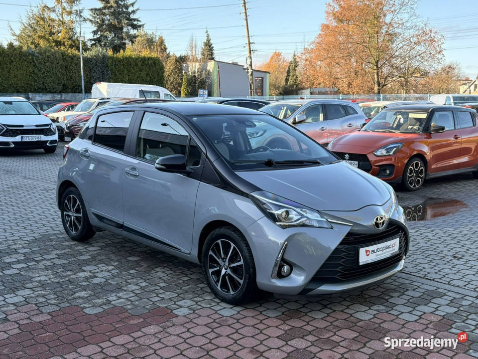 Toyota Yaris PremiumLift KameraNavi Gwarancja Tarnowskie Góry