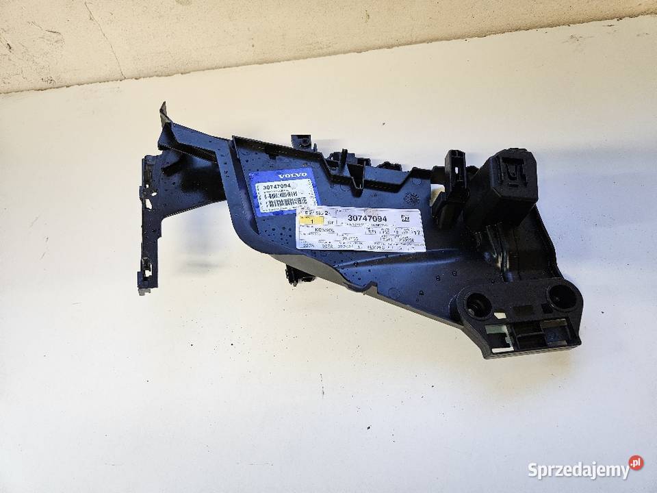 VOLVO XC40 OSŁONA ZAMKA PRAWA PRZÓD 30747094 Międzychód