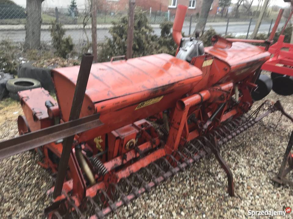 Siewnik do Kukurydzy Becker z podsiewem nawozu pomorskie Wielka Słońca sprzedam