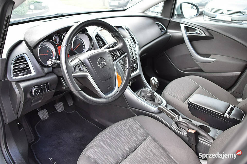 Opel Astra 14T 120 Alu Klima Navi Gwarancja J światła do jazdy dziennej mazowieckie Nowe Kucice