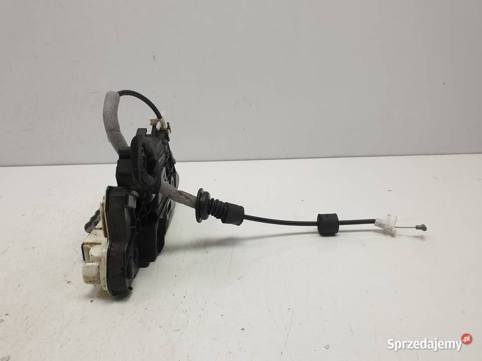 Skoda Rapid ZAMEK DRZWI lewy tył KIEROWCY Europa osobowe Rudka