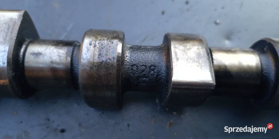 Wałek rozrządu audi 80 B4 19 TDI 1z 028E Gorlice