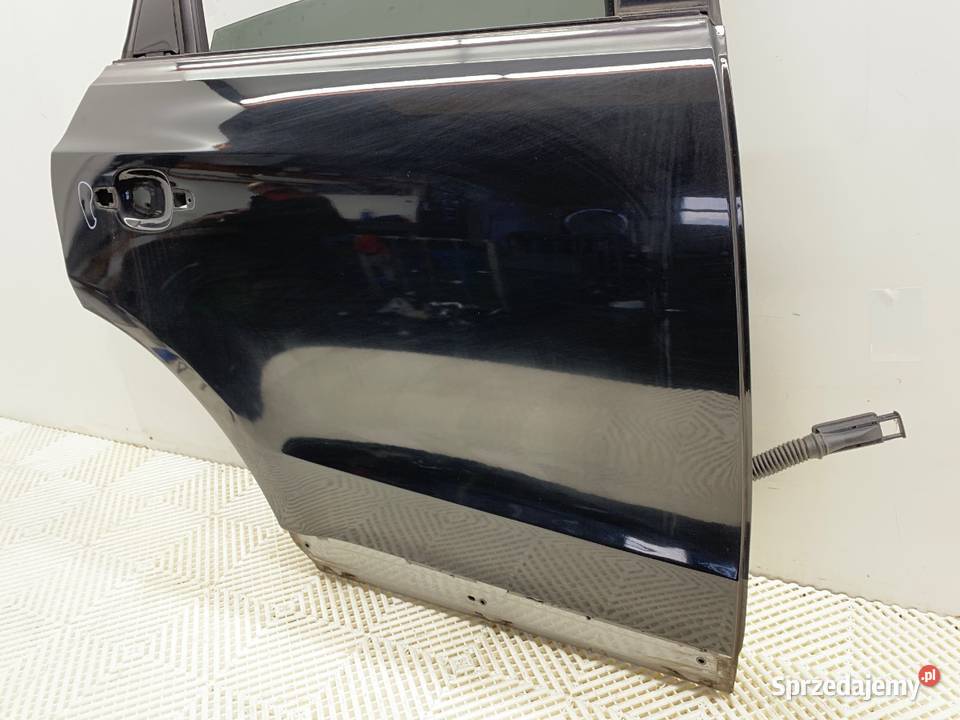 DRZWI PRAWY TYŁ AUDI Q5 8R SUV 0817 CZARNY Drzwi podkarpackie