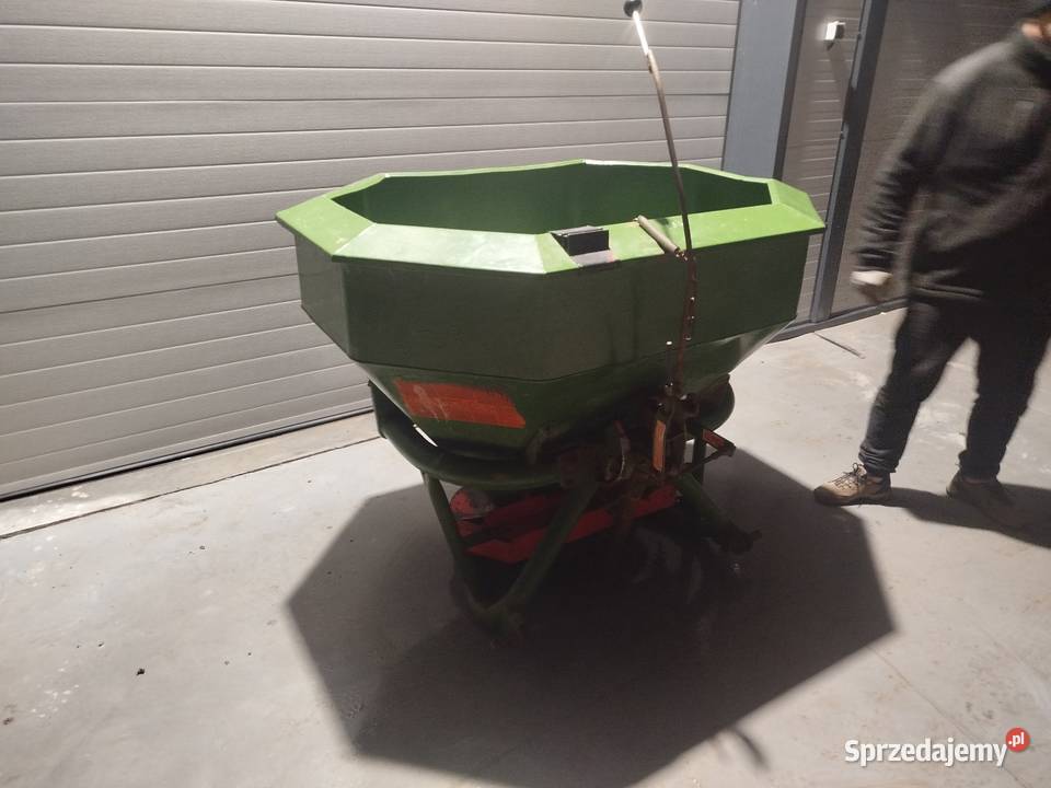 Rozsiewacz Amazone 600 Pińczów