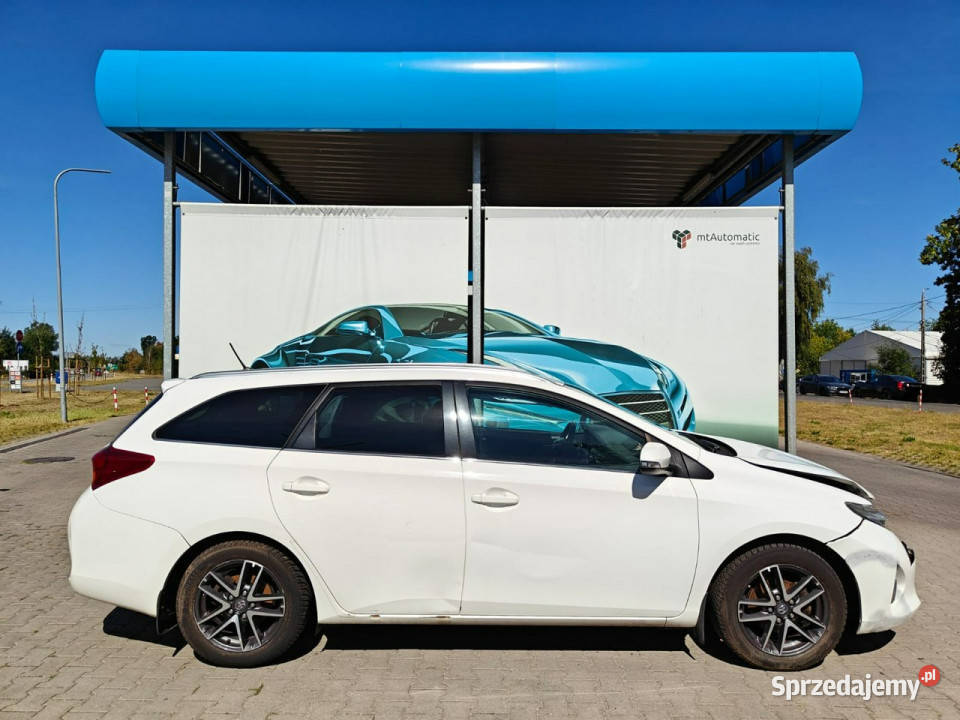 Toyota Auris II 2012 światła przeciwmgielne mazowieckie Karczew sprzedam