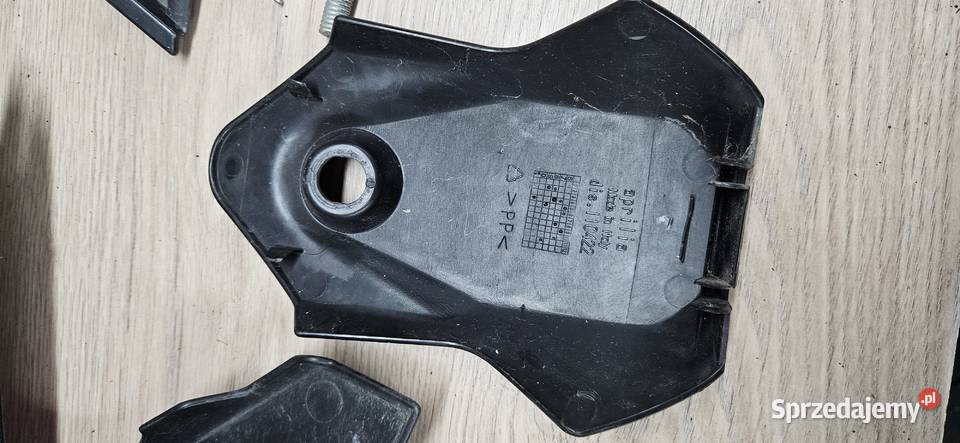 Owiewki plastiki aprilia sx rx lewy prawy przód Rybarzowice sprzedam