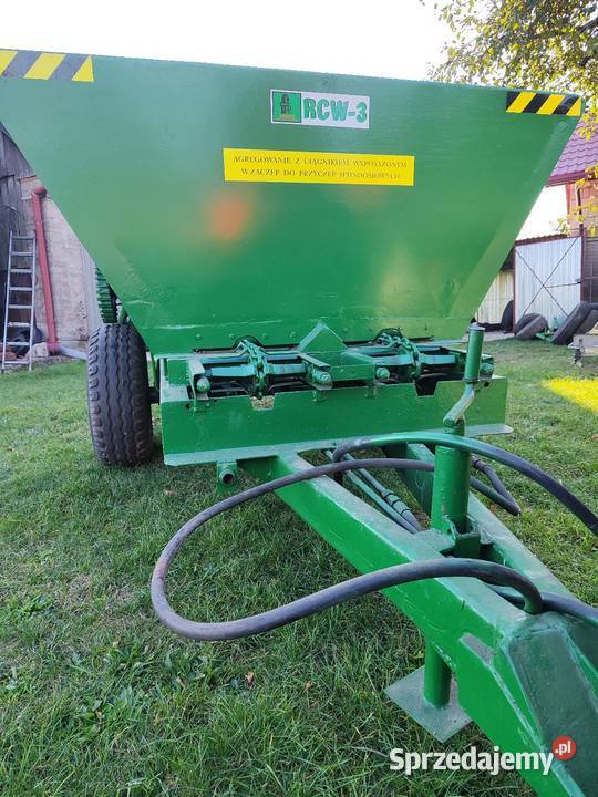 Rozsiewacz wapna RCW 3 hydrauliczny na łańcuchy Radzyń Podlaski