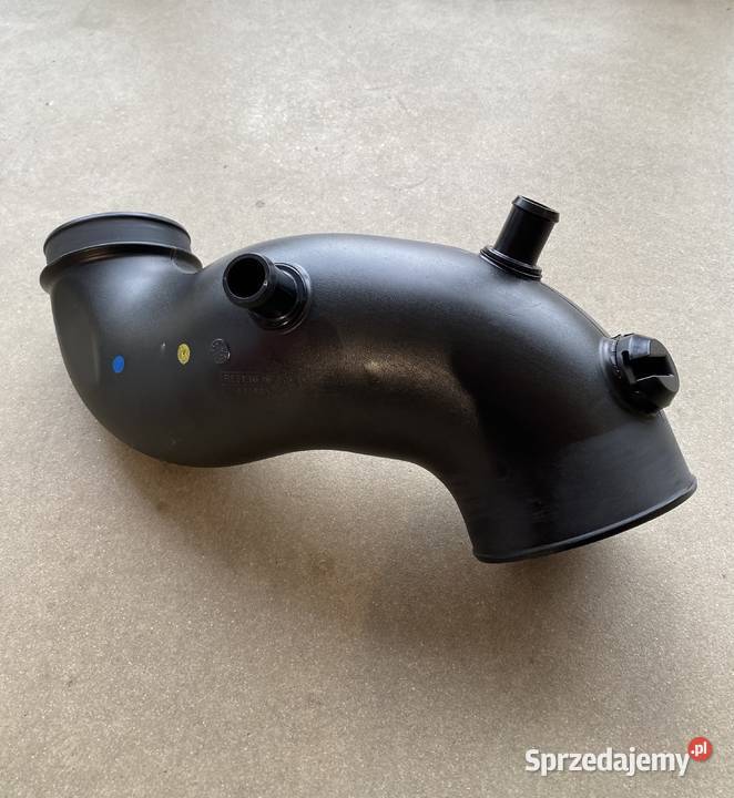 Przewód filtra powietrza Massey Ferguson Valtra