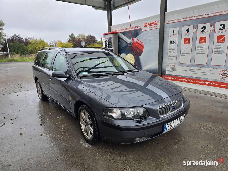 Volvo V70 24 benzyna 140 Skóra Klimatronic Nowy nawigacja wielkopolskie