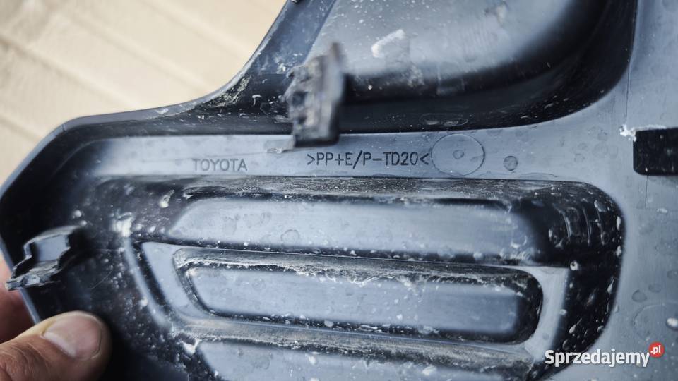 Zaślepka halogenu toyota hilux Łęczna