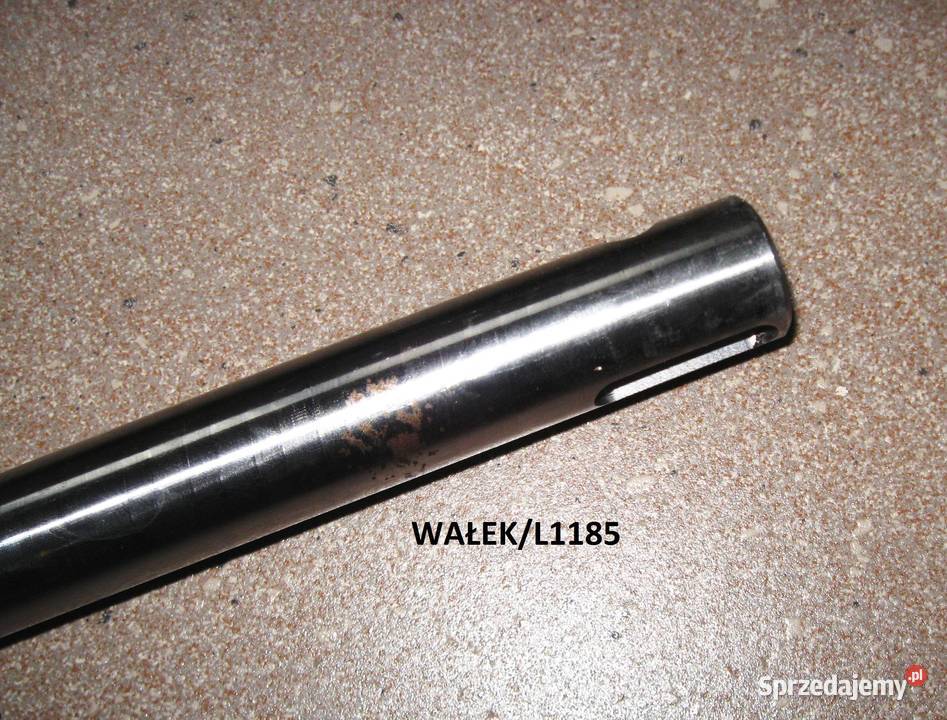 Wałek podajnika wpust klinwpust śruba L1185mm dp Czekanów sprzedam