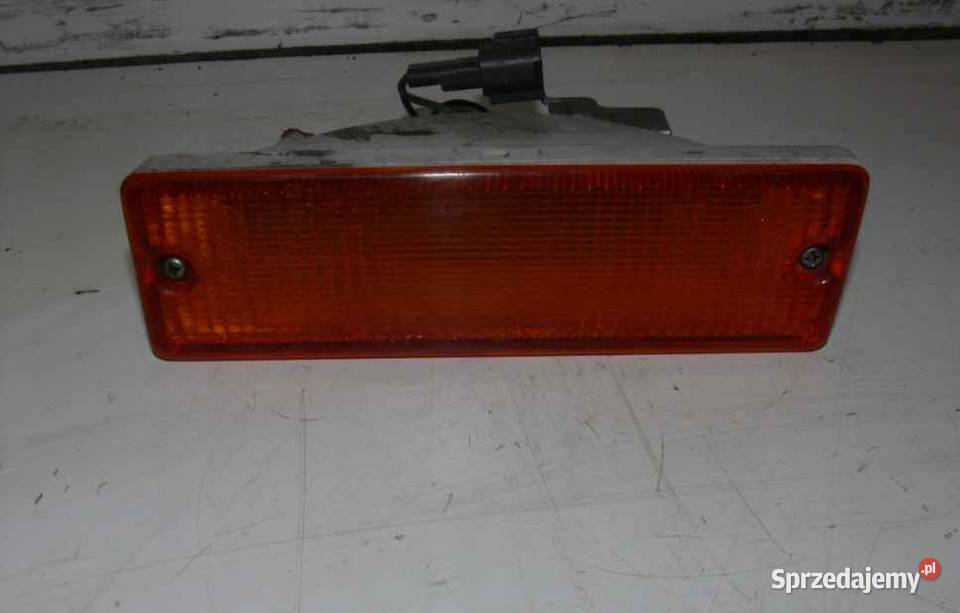 NISSAN TERRANO I 88 19881994 KIERUNKOWSKAZ LEWY osobowe Kierunkowskazy Wielkie Drogi