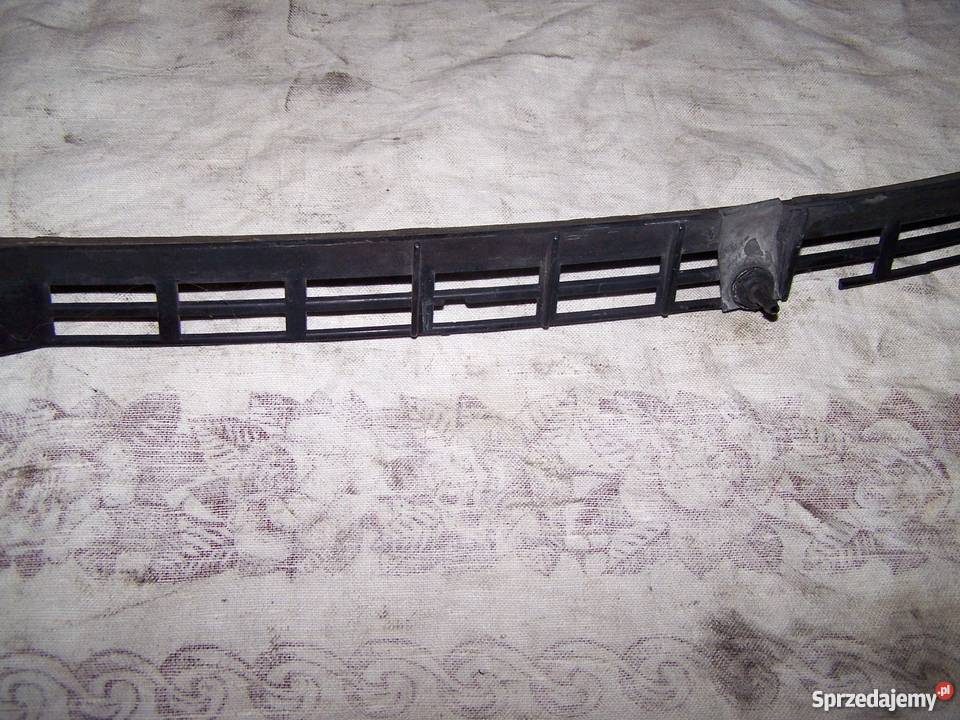 Podszybie listwa spryskiwaczy Citroen XM Reda