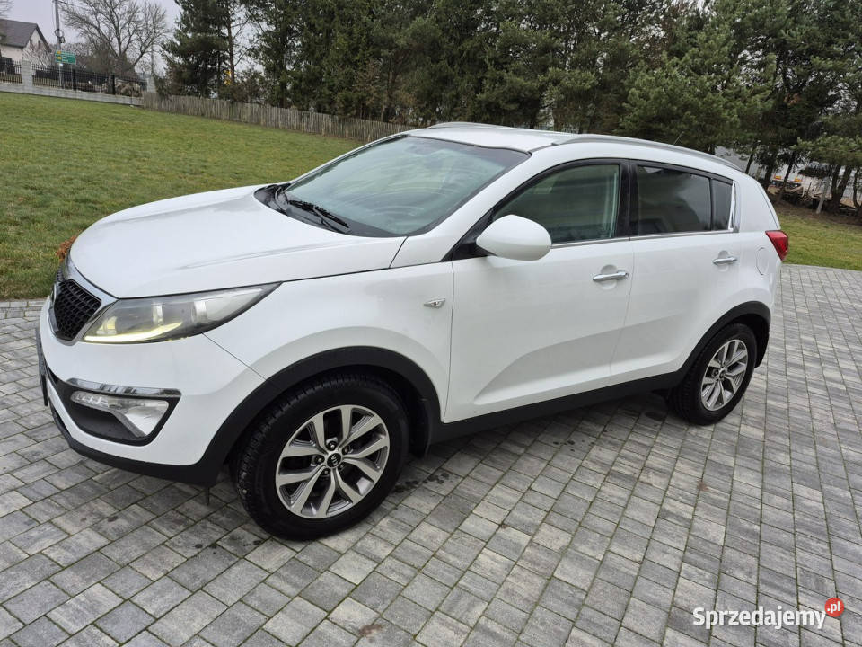 Kia Sportage 16 benzyna kamera Biała Perła III Drelów