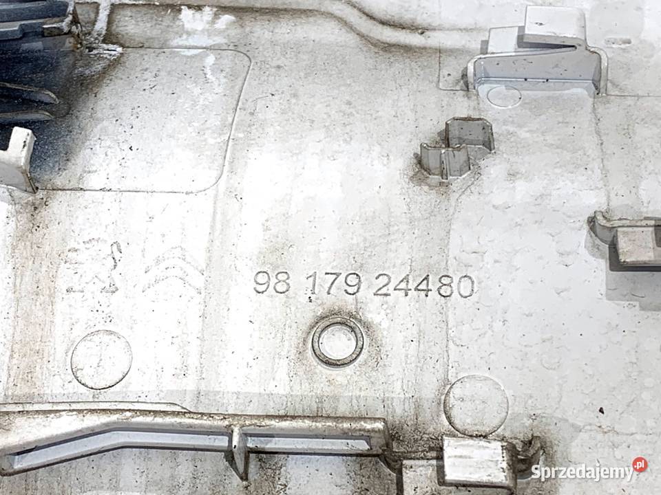 KLAPKA WLEWU PALIWA TOYOTA PROACE 9817924480 Van osobowe sprzedam