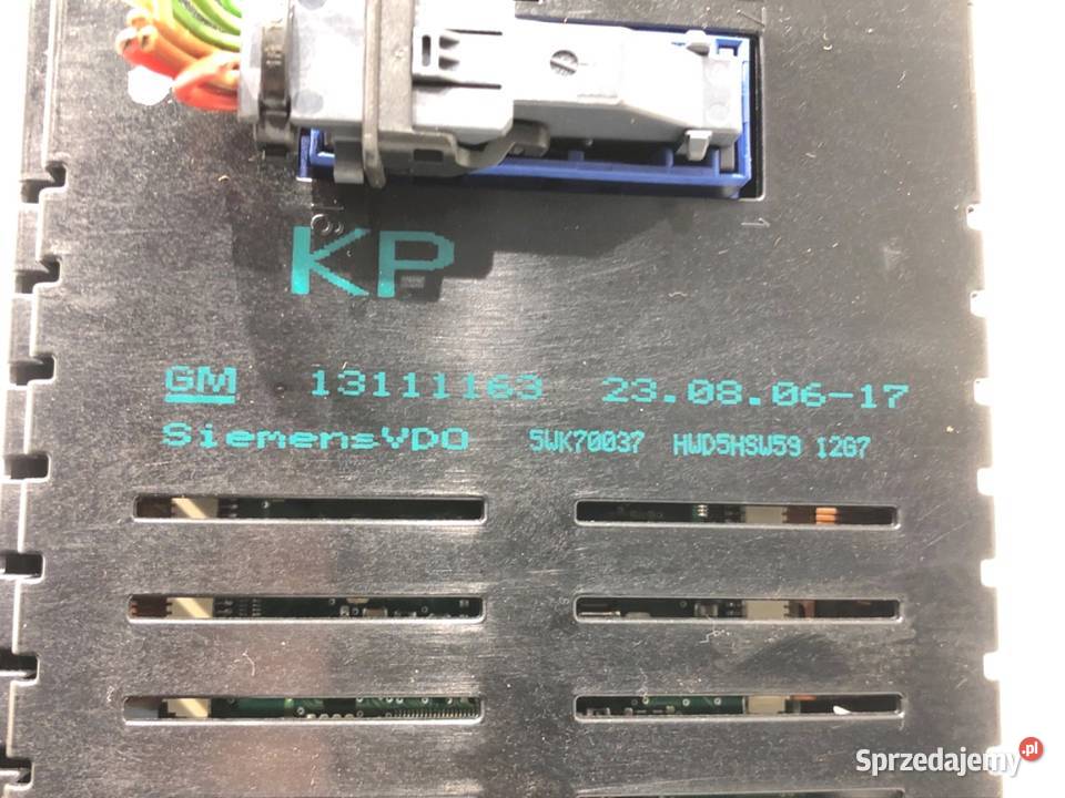 WYŚWIETLACZ OPEL ZAFIRA B 13111163 0519 EKRAN Liczniki i zegary podkarpackie sprzedam