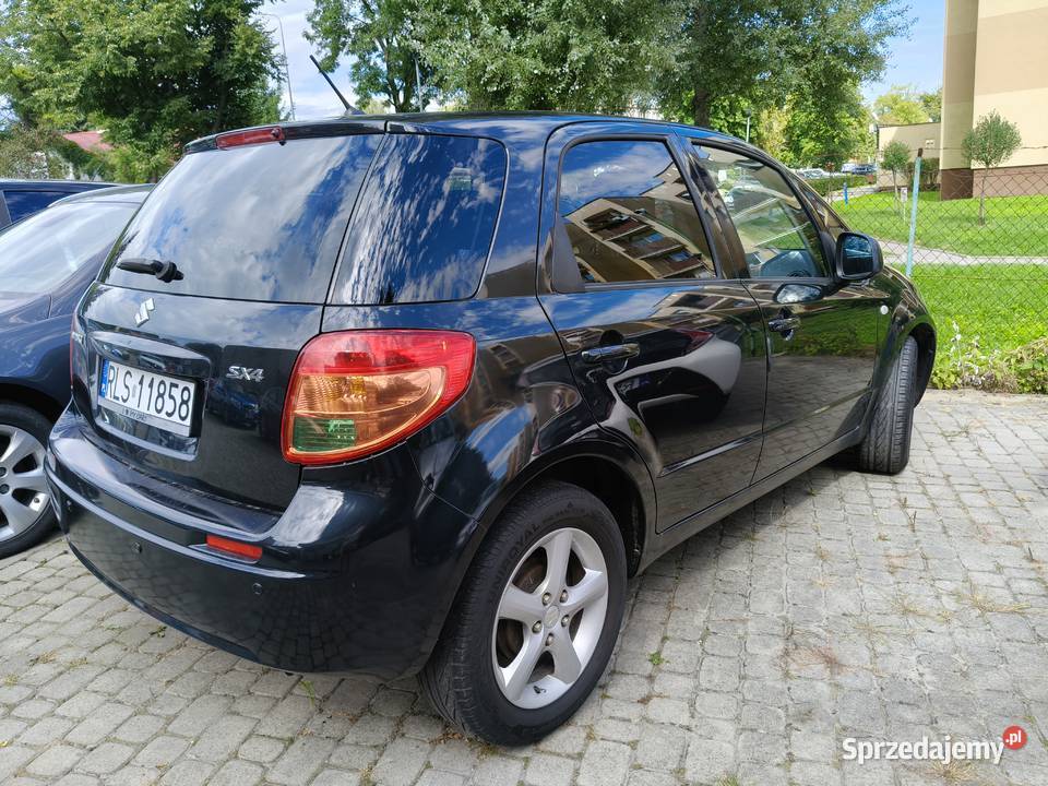 Suzuki Sx4 z gazem podgrzewane fotele sprzedam