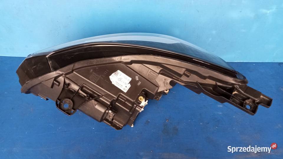 LAMPA PRAWY PRZÓD EUROPA FULL LED RENAULT CAPTUR Nowy Tomyśl