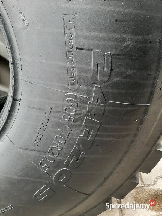Opona używana rolnicza 24R205 60570R205 MAXAM Zaścianki