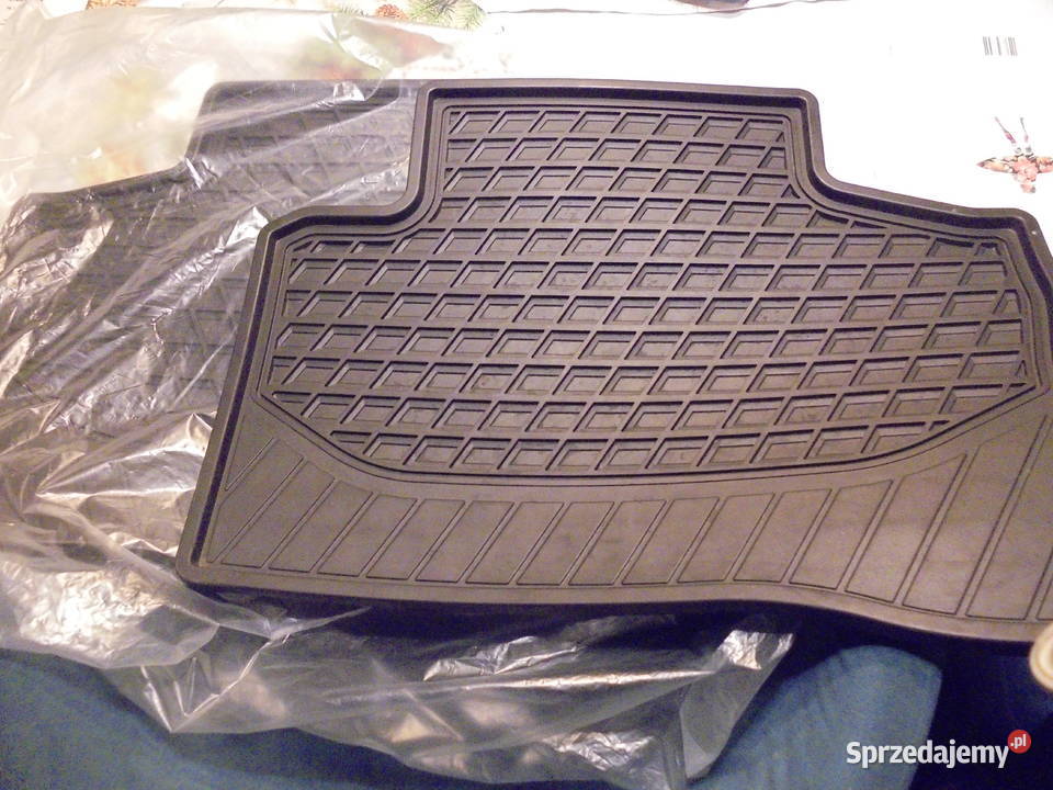 Mercedes GLC dywaniki śląskie sprzedam