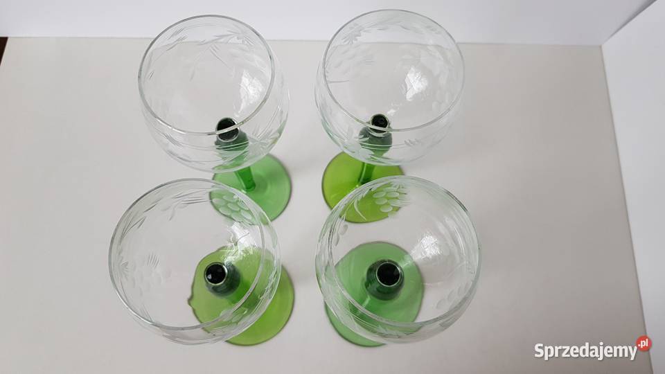 Stare szlifowane kieliszki z zieloną nóżką szkło Dąbrowa Górnicza