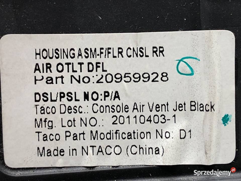 KRATKA NAWIEWU TYŁ OPEL INSIGNIA A 20959928 osobowe