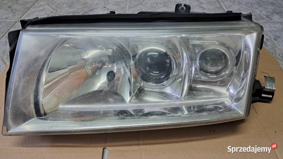 Reflektory xenon LP Skoda Octavia I FL Lampy przednie Rutki-Kossaki