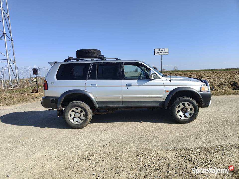 Mitsubishi Pajero Sport 4x4 30 V6 LPG 2001r aluminiowe felgi