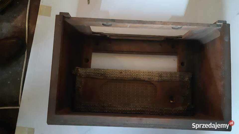 Obudowa starego odbiornika radiowegolampowego Wrocław sprzedam