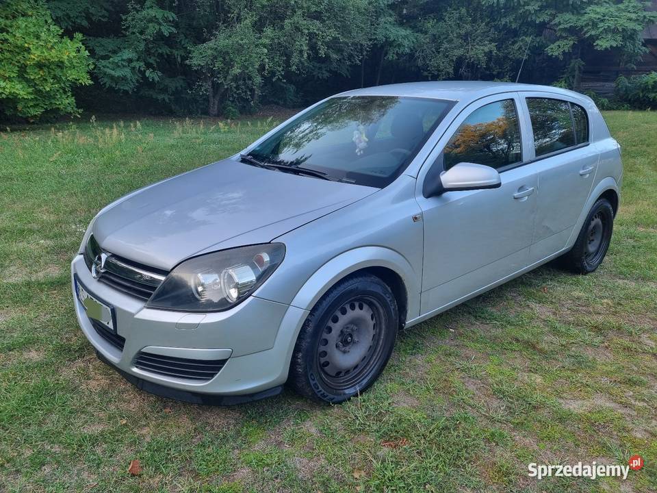 Oferuje na sprzedaż prywatny samochód Opel Astra nieuszkodzony mazowieckie Michałów