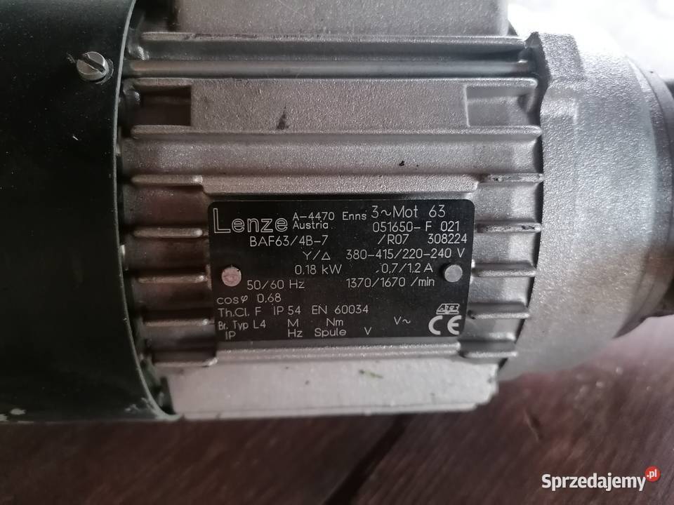 Sprzedam silnik z motoreduktorem Lenze BAF634B7 Pozostałe