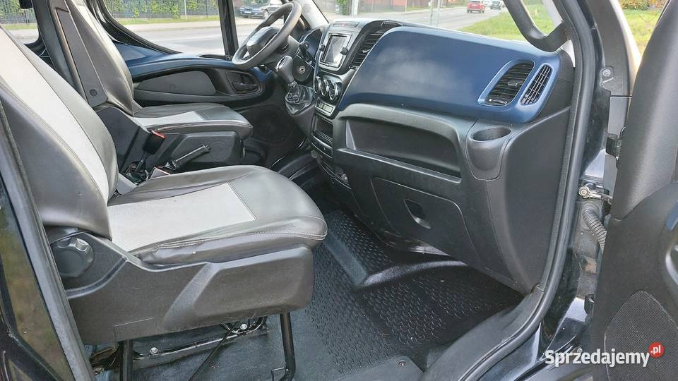 Iveco doka 6 osób Radom