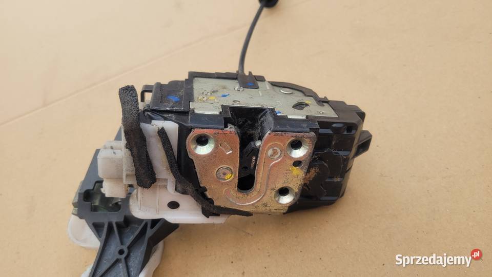 KIA CEED I ZAMEK DRZWI LEWY PRZÓD 78