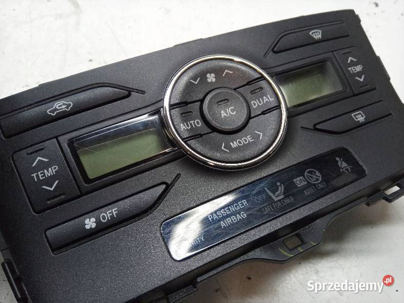 PANEL NAWIEWU 5590002301 Toyota Auris I 20062012 osobowe Wyposażenie wnętrza